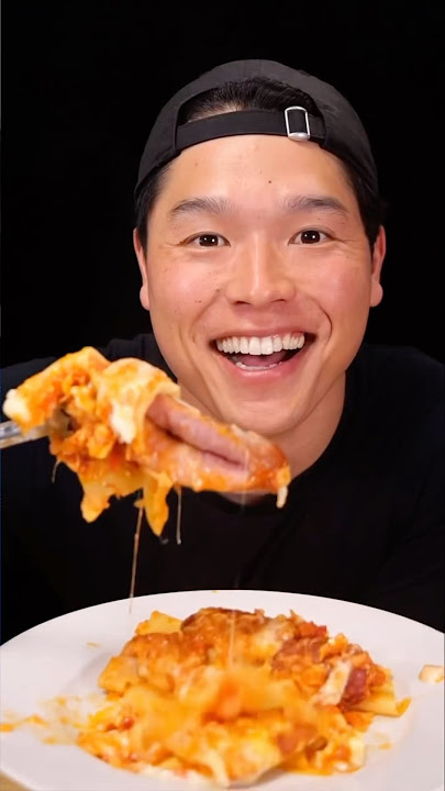 He made a LASAGNA SAUSAGE? @BayashiTV_