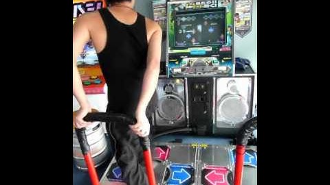 DARQs plays DDR X2 - Saber Wing (Xythar Edit)