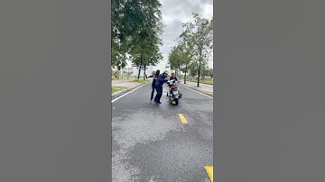 2 tên cướp liều lĩnh gặp cảnh sát và cái kết buồn #usa @Longgiang67