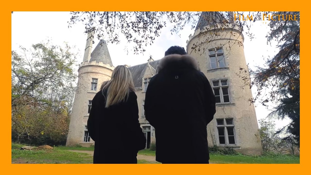 CHRONICLES OF A HAUNTED CASTLE / CHRONIQUE D'UN CHATEAU HANTÉ - YouTube