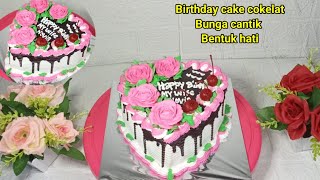 Kue ulang tahun tema bunga coklat bentuk hati yang cantik