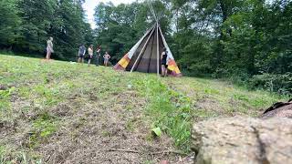 Stavění teepee timelapse - Tábory Fortescue