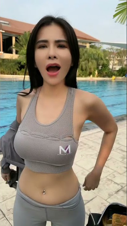 Maria Vania tiktok buka baju #short
