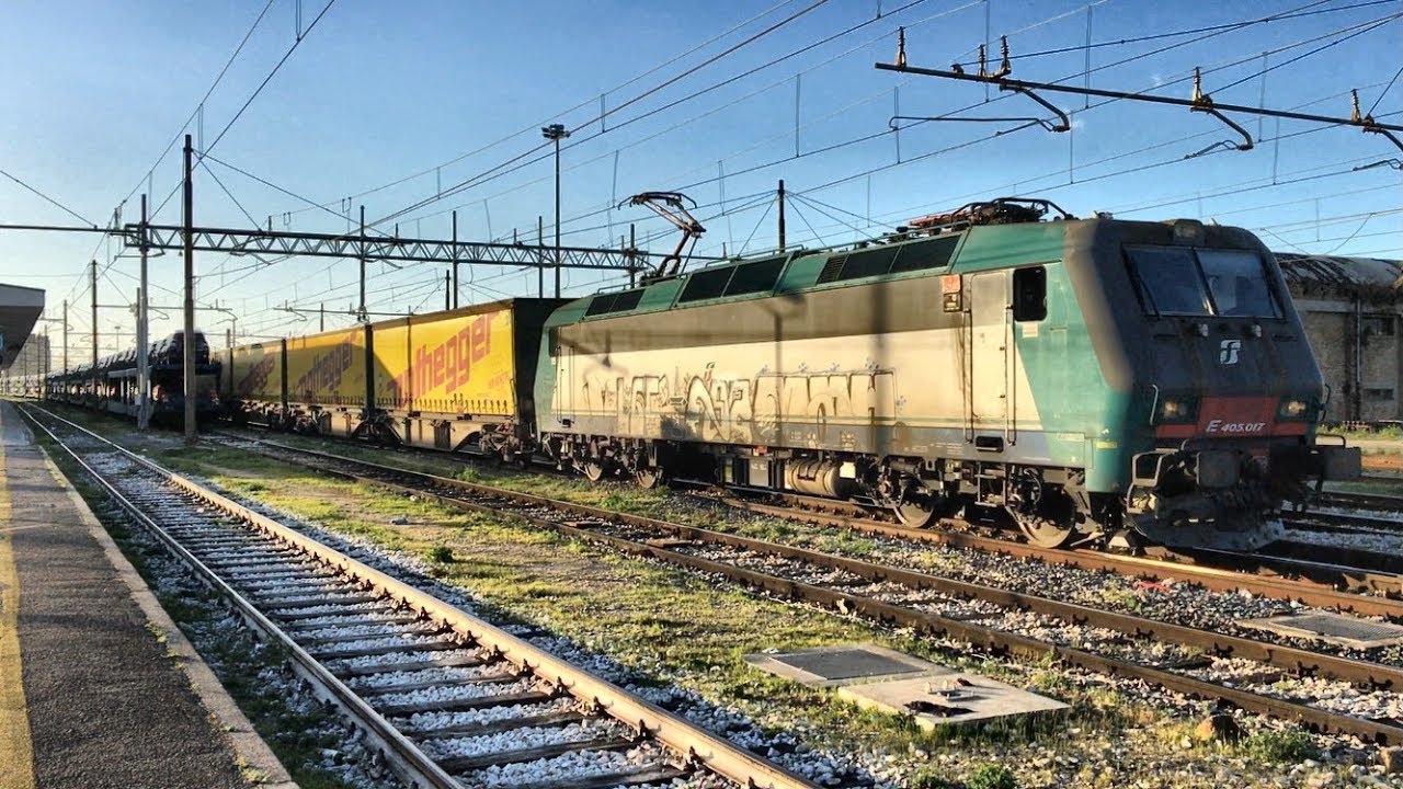 Treni alla stazione di Foggia 1/3 YouTube