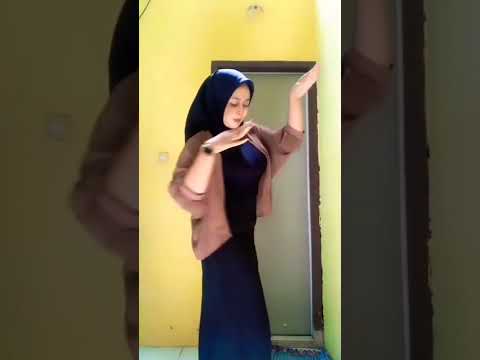 jilbab hitam goyang hot #jilboobs #goyanghot #tiktokhot #viral #hijab