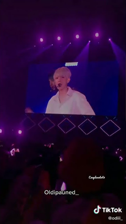 This moment😭💕#exo #weareoneexo #exoplanet #exoconcert