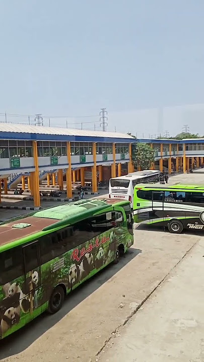 suasana terminal bungurasih siang Hari #travel #bus
