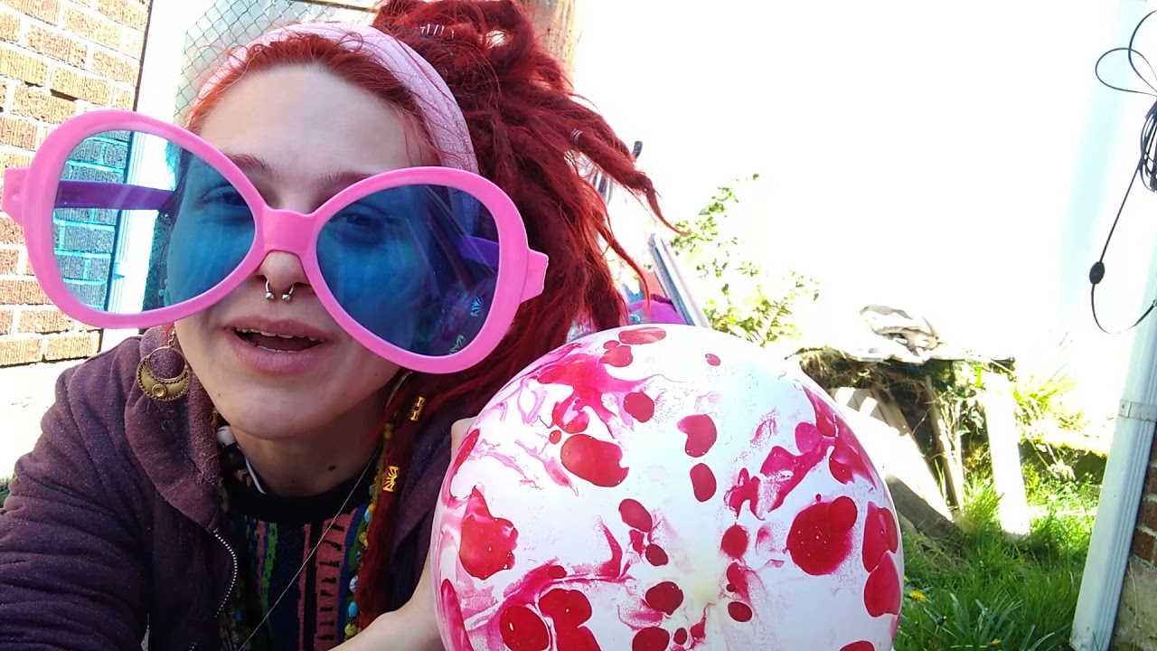 Backyard Balloon Blog No Popping | Hangout With Me & My Balloons Outside | Good Vibes, Fun Times