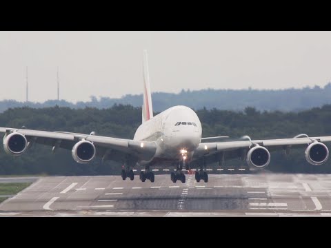 STORM !! Airbus A380 CROSSWIND Landing at Düsseldorf