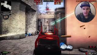 Hua Zula Oynarken Kendinden Geçiyor