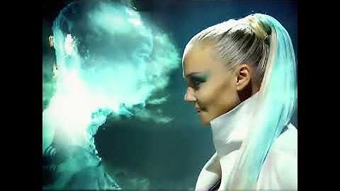 Spice Girls - Holler (Official Music Video)