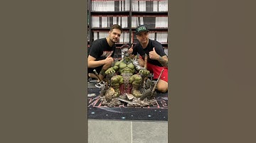 Hulk on Throne by Queen Studios #iosonounvirtuale #hulk #theincrediblehulk #marvel #queenstudios