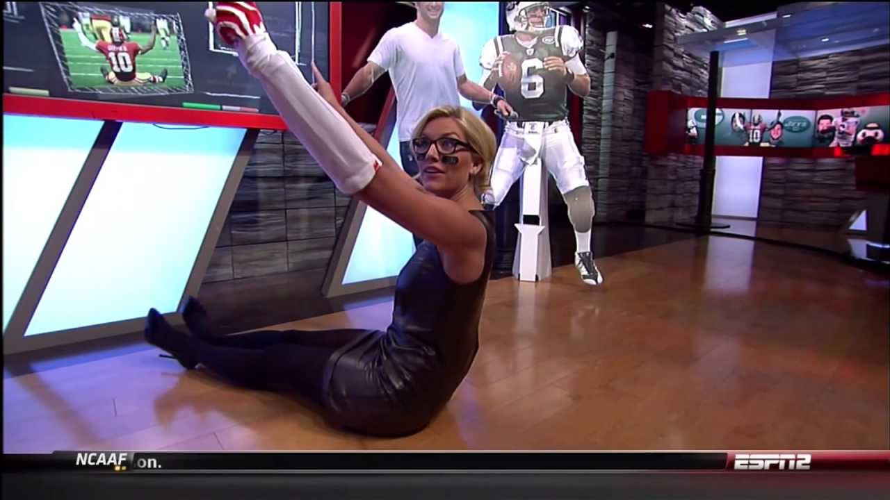 Sexy charissa thompson