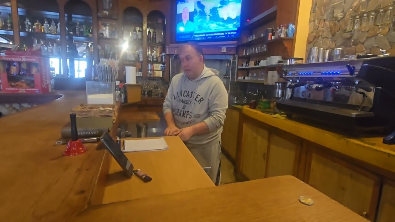 Καλημέρα καλημέρα Χώρα Σάμου απλά καθημερινά.... και με πολλά Νερά 