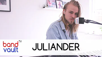 Juliander - Same Moon (@Juliander)