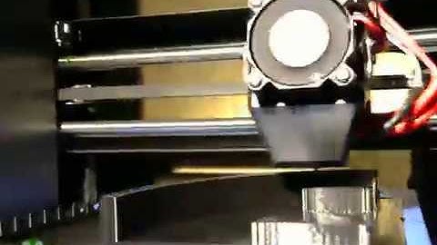 Monoprice Select Mini V2 Time-lapse Part 3