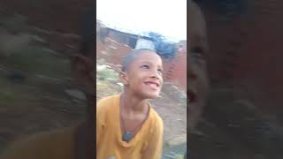 Dusre Ki Gand Maarte Hue Pakde E Bacche