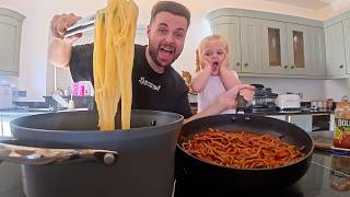 We Cooked Spaghetti Bolognese (Daddy & Daughter)