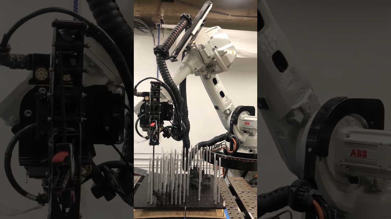 Robotic Fabrication - Carbon Fiber Knitting
