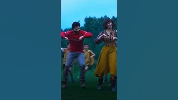 Thumbnail of Apna Bana Le - Bhediya | Varun Dhawan, Kriti Sanon| Sachin-Jigar, Arijit Singh, Amitabh Bhattacharya