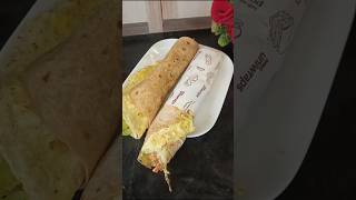 Street Style Egg Roll Recipe#EggRecipe #QuickSnack #EasyRecipe #BreakfastIdeas #Foodie #FoodLovers