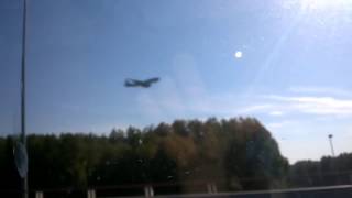 Zero Groundspeed Commercial Jet completely STOPS in MID AIR | optical illusion?