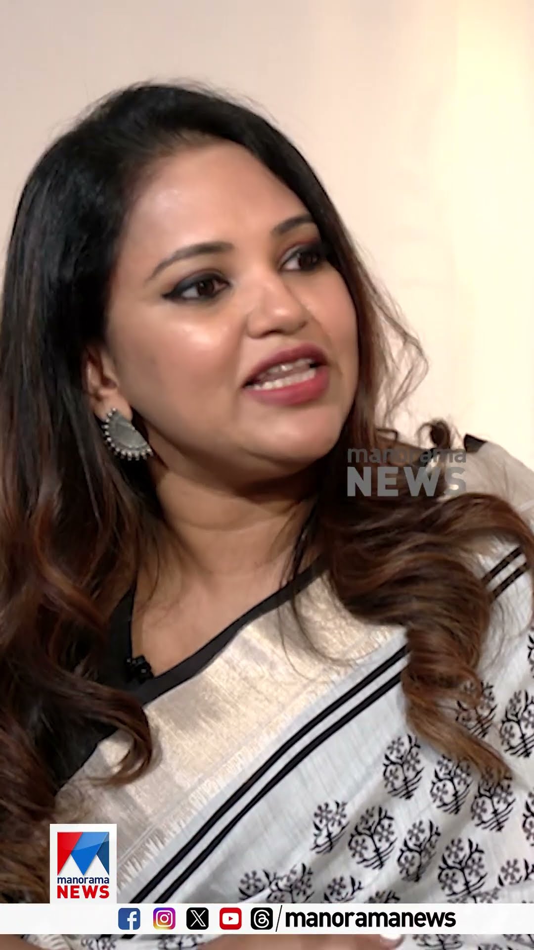 ‘പ്രസവത്തില്‍ മെഡിക്കല്‍ റിസ്കുണ്ട്; രണ്ട് ജീവനാണ് അതോര്‍ക്കണം’ #pregnancy #pregnantwomen #childbirt