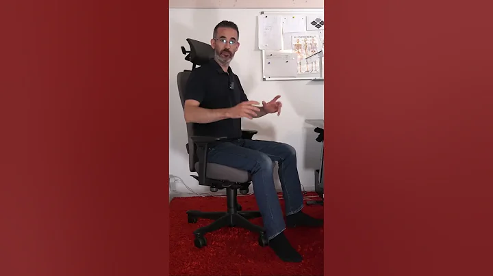 How To Get Your Sitting Posture At Work Right - In Less Than 1 min #shorts