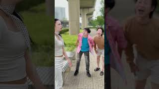 Who Is The Boss? Yanna