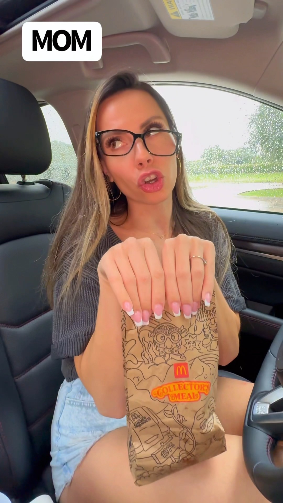 WHEN YOU HAVE TO SPLIT YOUR MOM WITH YOUR FRENCH FRY