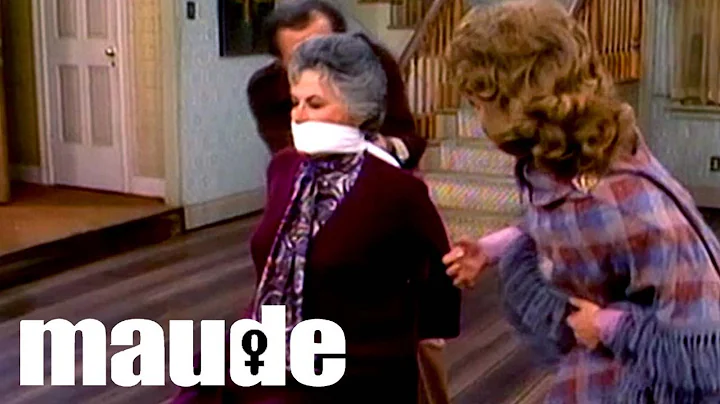 Maude | The Findlays Have Been Robbed! | The Norma...