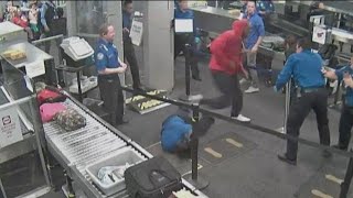 Video shows Phoenix TSA agents attacked at Sky Harbor Airport