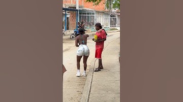 LA MANO 🤚 MISTERIOSA 🤣 VER COMPLETO EN MI CANAL #viral #lamanadatv