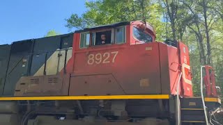 CSX B627 with all Canadian National power plus M652 stops for a bad signal.