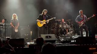 Steve Hackett Performs Circo Inferno From His Autobiographical Album In The Stardust Thtr 482025