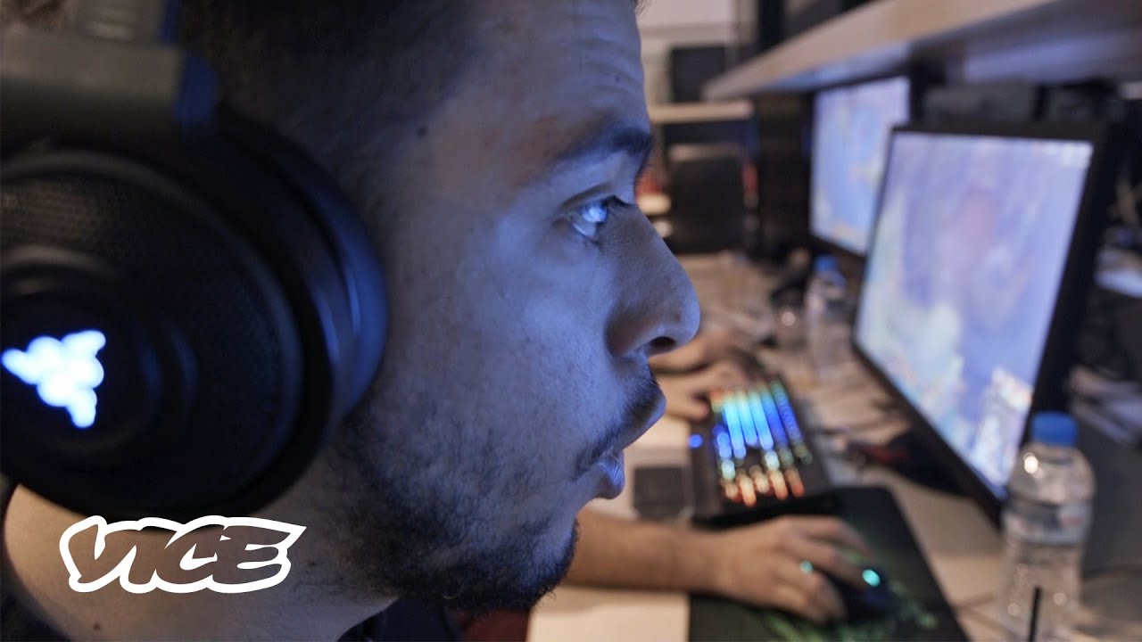 Ανακαλύψαμε τους Ανθρώπους που Βγάζουν Χρήματα από το Gaming στην Ελλάδα