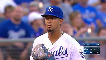 CLE@KC: Cuthbert robs Napoli with a diving catch