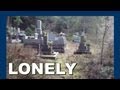 Japan lonely mountain cemetery - Abandoned Japan 日本寂しい山墓地 - 日本の廃墟