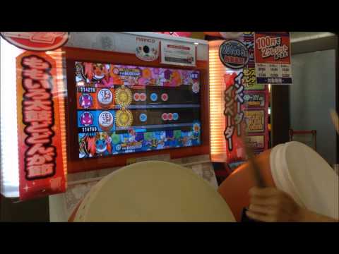 太鼓の達人　難易度：おに　譜面が異なる2つの太鼓を1人で同時にダブルプレイ!!　曲：KAGEKIYO　【おもしろ動画・達人動画大募集!!　応募動画】 (※採用動画)