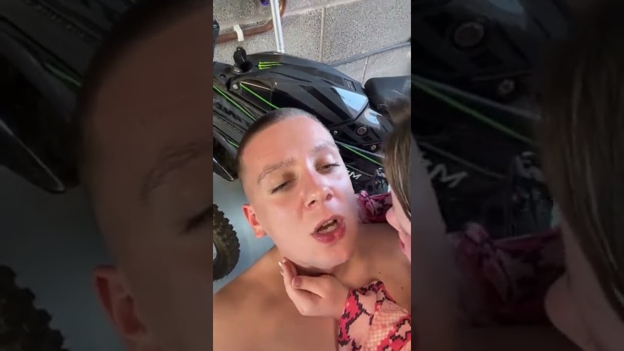 Guarda Gracie seems happy that I made a song about her ❤️ #myg #newmusic #rap #shorts su YouTube Guarda Gracie seems happy that I made a song about her ❤️ #myg #newmusic #rap #shorts su YouTube