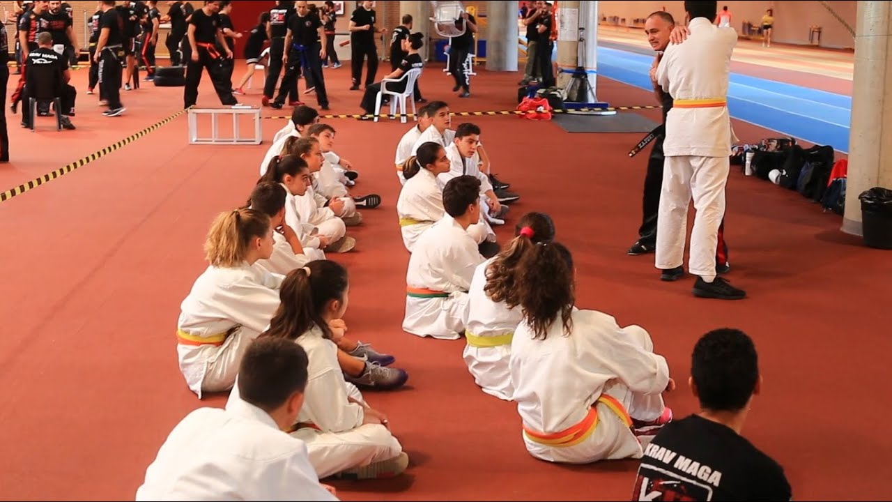 Surichinmoi Todo el mundo periodista Krav Maga León – Escuela de artes marciales. Centro nacional de formación  de Krav Maga en España.