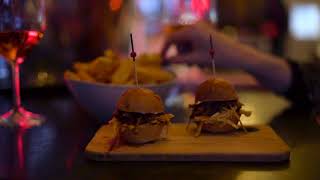 Astra Bar And Restarant - Astra Falls Creek