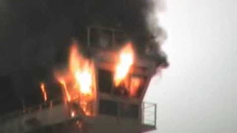 Emma Maersk ON FIRE - World