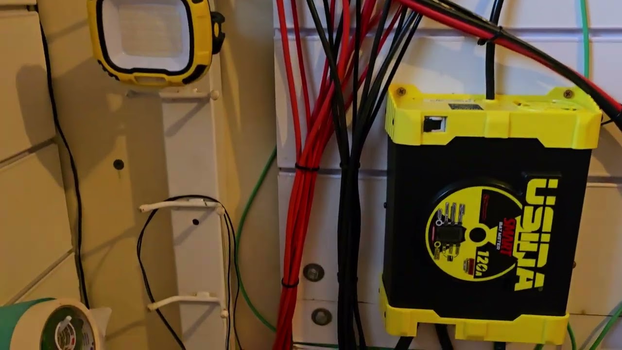 SISTEMA OFFGRID RAIZ DE ENERGIA SOLAR 12V COM LIFEPO4 DE 460AH E DOIS INVERSORES DE 10.000W