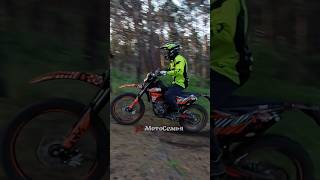 ВОТ ЭТО ЗВУК🏍🔊! Папа и Дима заезжают В ЗАТЯЖНОЙ ПОДЪЁМ! #МотоСемья #moto_family28 #эндуро