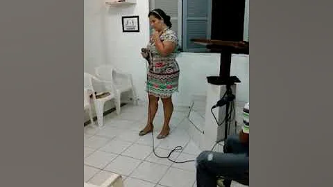 Levita Patrcia Borel- mesmo em meio as dores louve