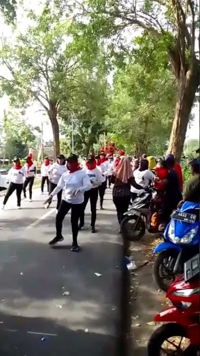 karnaval, tante tante bergoyang #shorys #karnaval