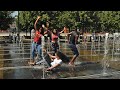 В Москве африканская жара.И африканцы есть!/There is an African heat wave in Moscow.And the Africans