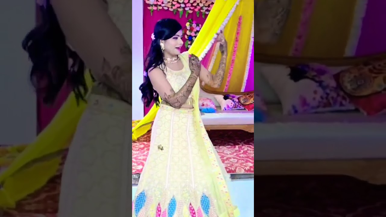 Bride's emotional dance for her parents on Sangeet | Dilbaro song 