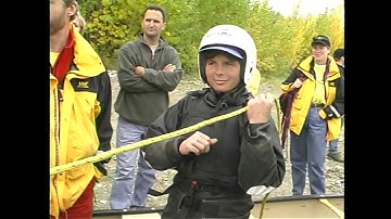 Sarscene 2001  Fast water rescue demo